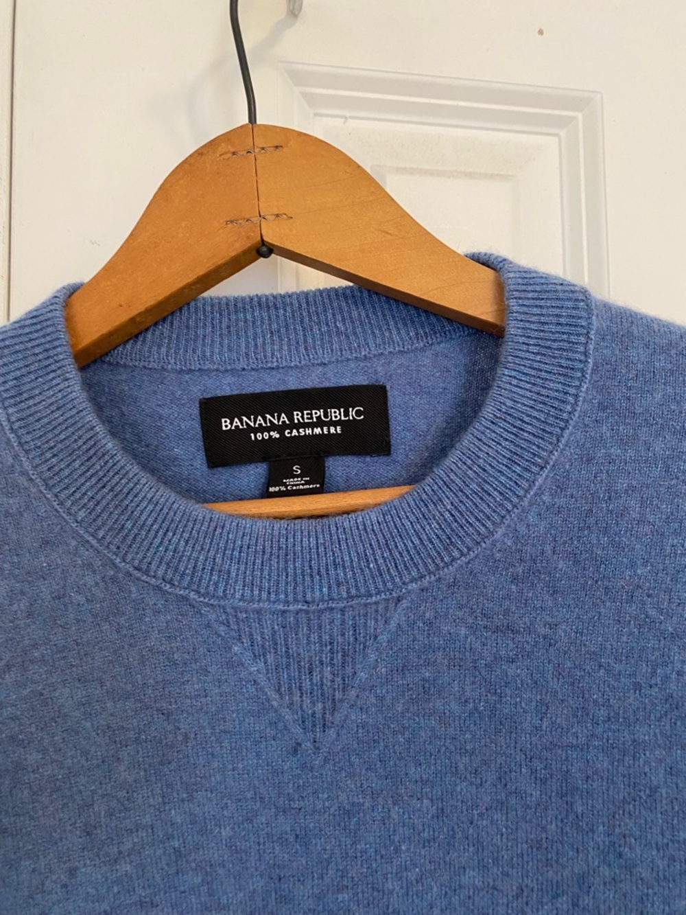 Banana Republic Sarno Cashmere Sweater Blue Size S